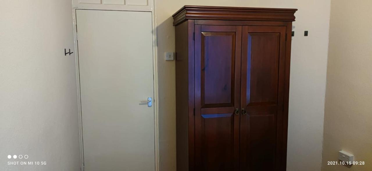 Nice Double Bedroom At Streatham Place Лондон Экстерьер фото